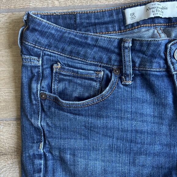 Abercrombie and Fitch Women's Size 6 / 28 Jeans A&F Skinny Raw Edge Capri Crop - Picture 3 of 14